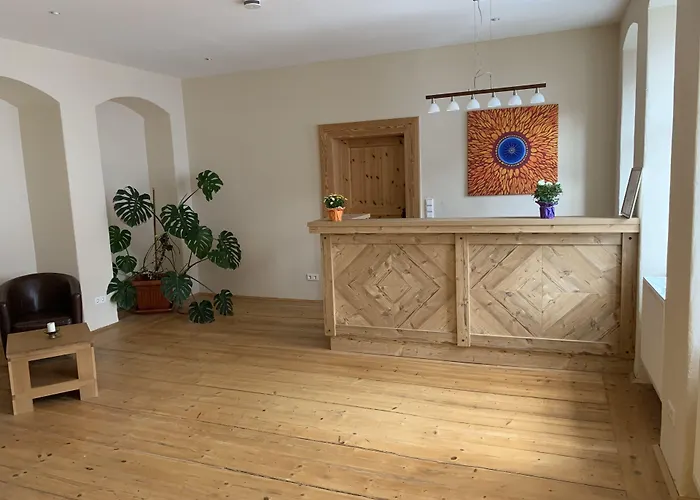 Goldner Loewe 3* Stolpen